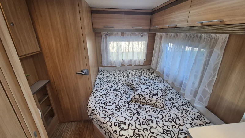 Каравана Dethleffs 450 camper , снимка 11 - Каравани и кемпери - 52421301
