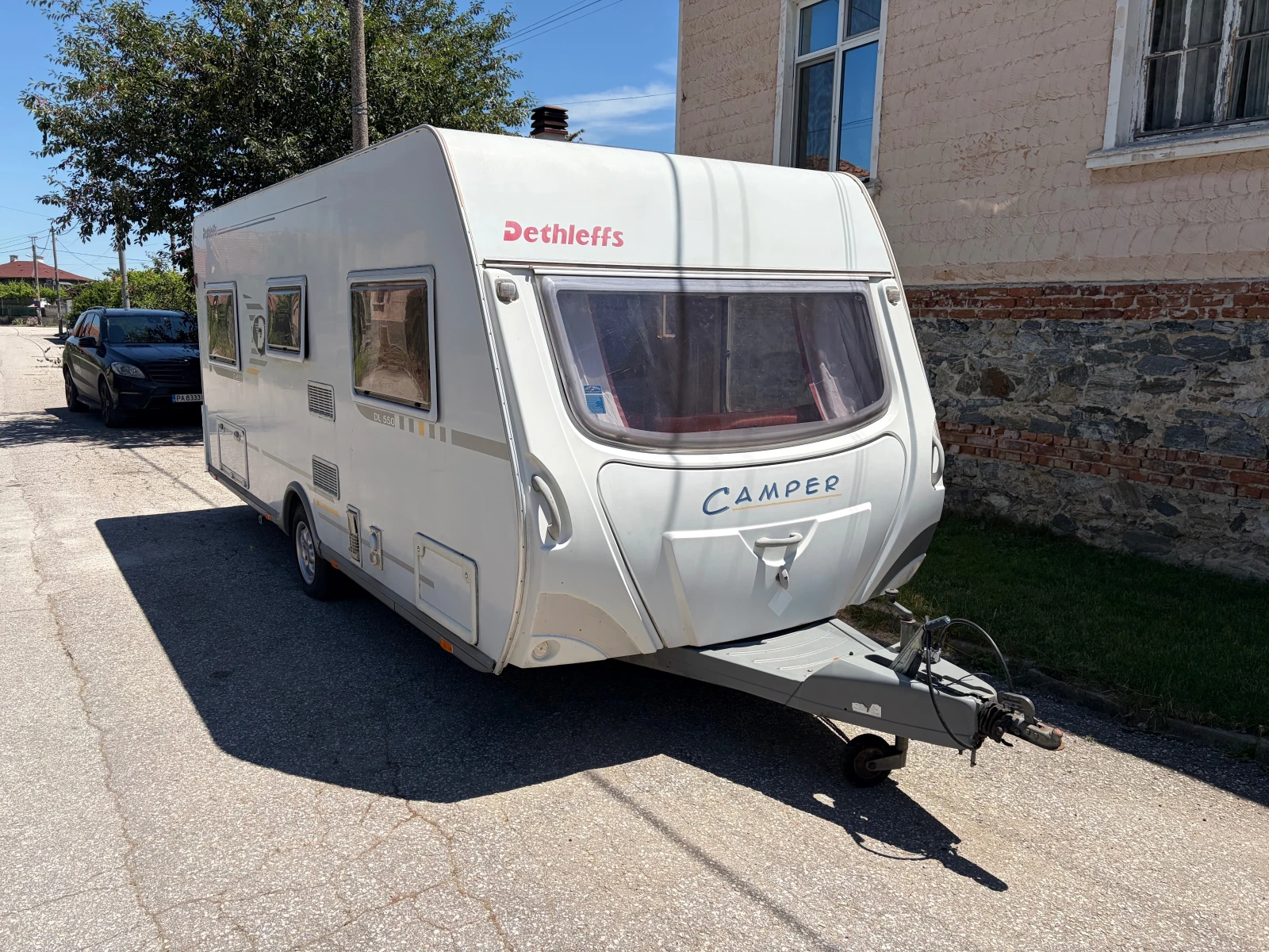 Каравана Dethleffs Camper френска спалня* , снимка 2 - Каравани и кемпери - 54920875