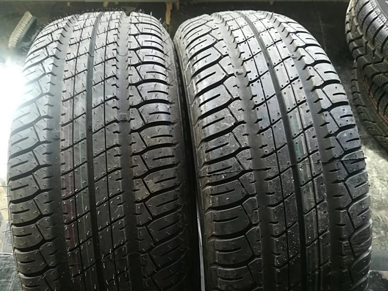 Гуми Летни 205/60R15, снимка 1 - Гуми и джанти - 21693093