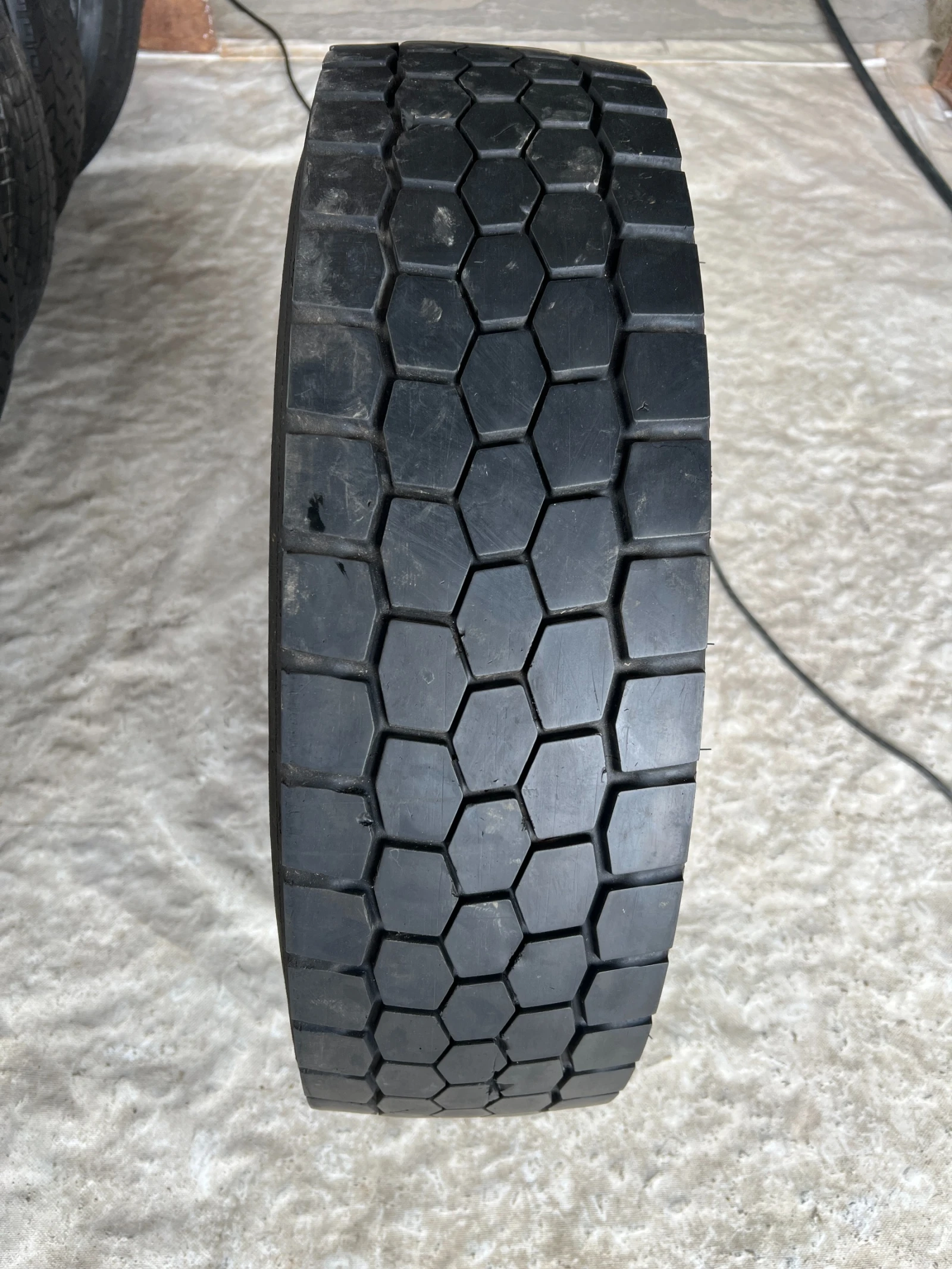  215/75R17.5 | Mobile.bg   1