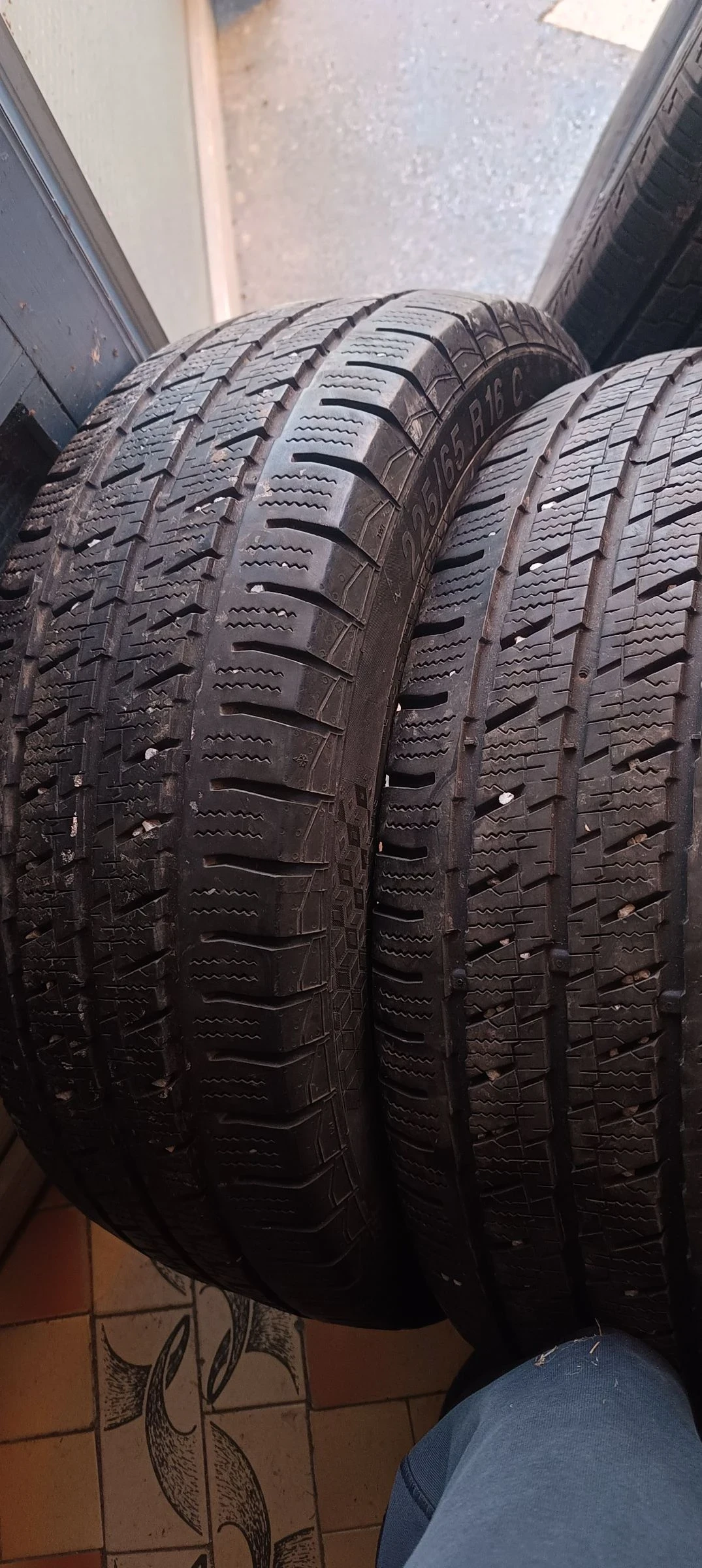 ���� 225/65R16 | Mobile.bg � ����������� 10