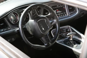 Dodge Challenger 5.7 R/T LPG регистриран WIDEBODY - 40500 лв. - 64008486 4