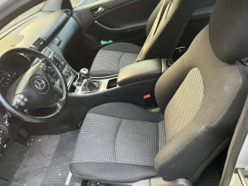 Mercedes-Benz C 200, снимка 15