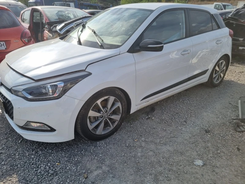 Hyundai I20 1.1 CRDI, снимка 1 - Автомобили и джипове - 42342931