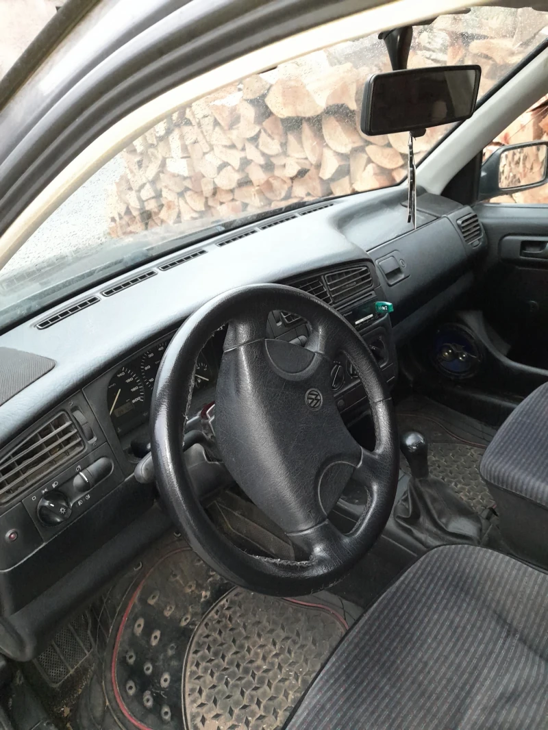 VW Golf 3, снимка 2 - Автомобили и джипове - 47188447