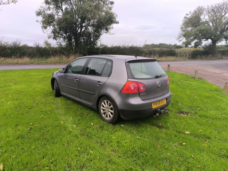 VW Golf Blue Edition , снимка 5 - Автомобили и джипове - 47989718