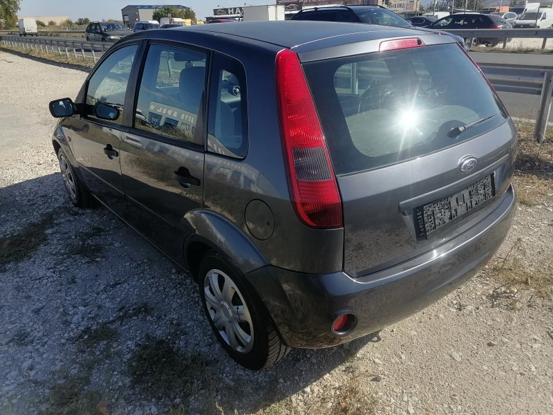 Ford Fiesta 1.25 бензин, снимка 4 - Автомобили и джипове - 47884737