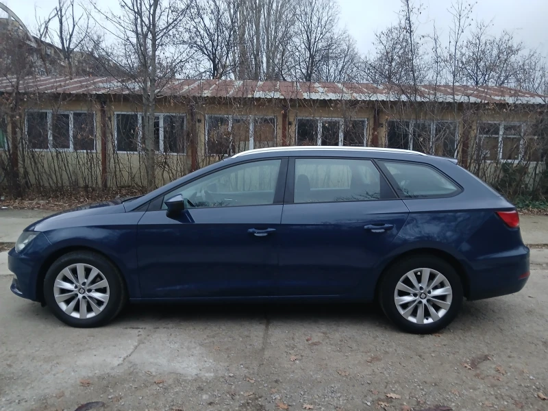 Seat Leon 1.6 TDI, снимка 8 - Автомобили и джипове - 48239155