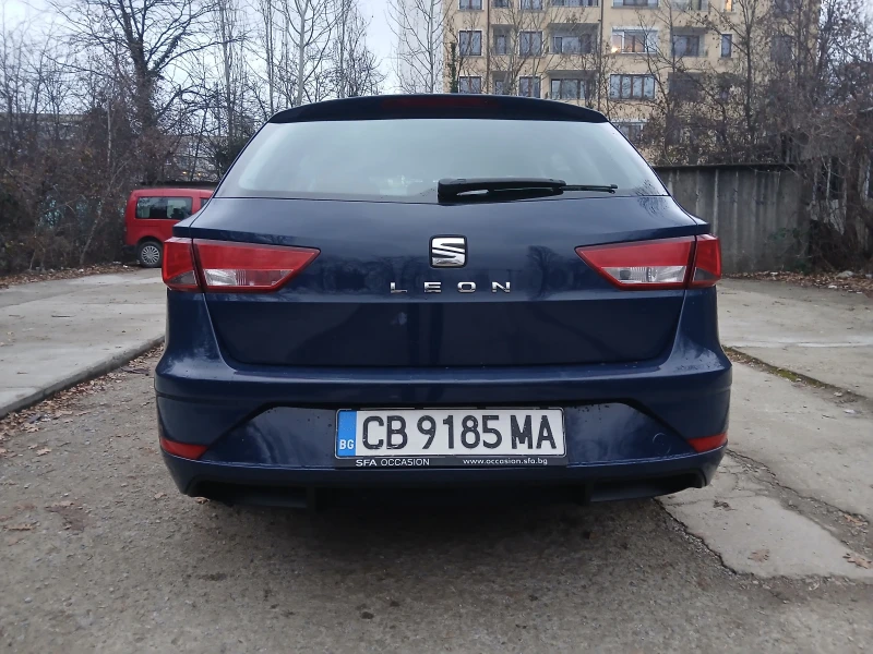 Seat Leon 1.6 TDI, снимка 5 - Автомобили и джипове - 48239155