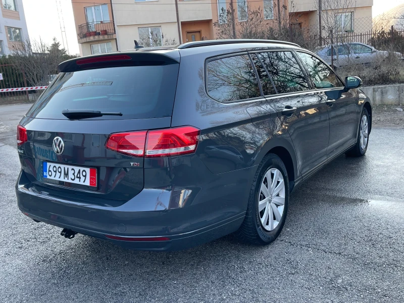 VW Passat 1.6TDI, 120Hp, DSG, Цена с ДДС, Дистроник, Панорам, снимка 7 - Автомобили и джипове - 49029484