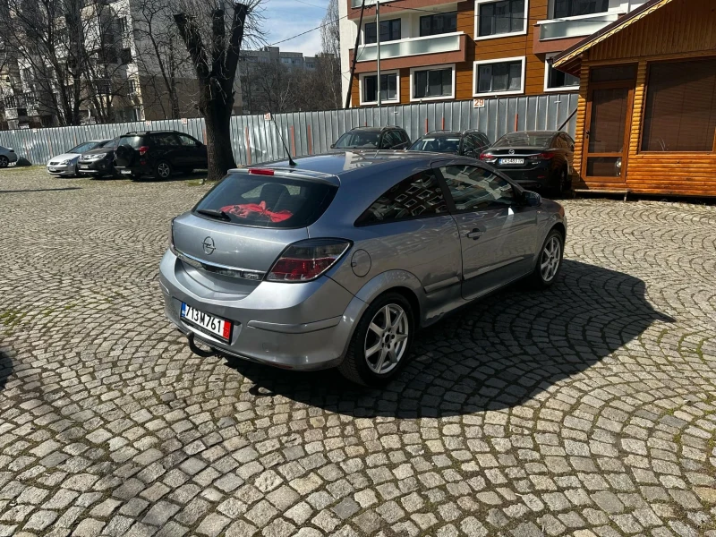 Opel Astra Обслужен 1.9 -120 КС , снимка 3 - Автомобили и джипове - 49444866