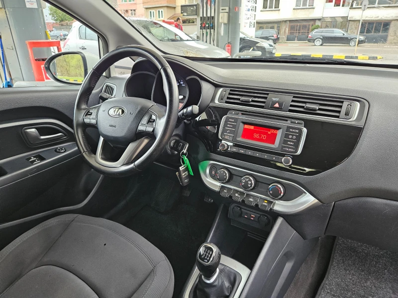 Kia Rio 1.2 CRDI KLIMA/Euro6b, снимка 11 - Автомобили и джипове - 50266973