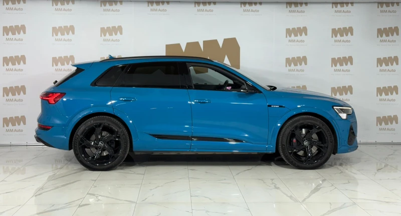 Audi E-Tron S* 2xSline* Bang&Olufsen* HuD* Pano* Matrix, снимка 3 - Автомобили и джипове - 51731496