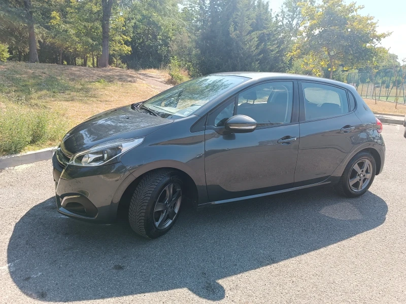 Peugeot 208, снимка 7 - Автомобили и джипове - 52875511