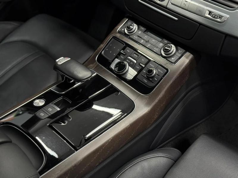 Audi A8 4.2TDI FULL MAX 2-ри собственик, снимка 12 - Автомобили и джипове - 53054541