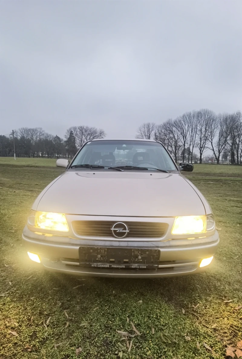 Opel Astra 1.7TD 87000km!!!, снимка 15 - Автомобили и джипове - 53473440