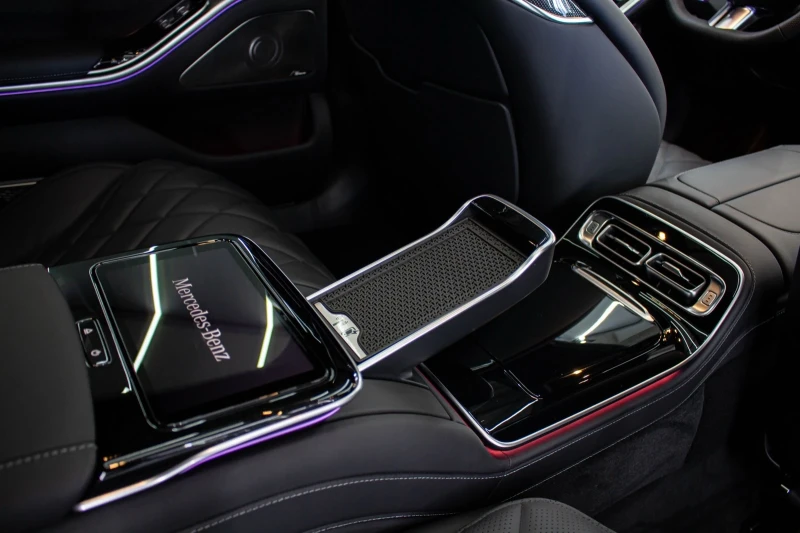 Mercedes-Benz S 580  L AMG 4 Matic Exclusive, снимка 17 - Автомобили и джипове - 53516706