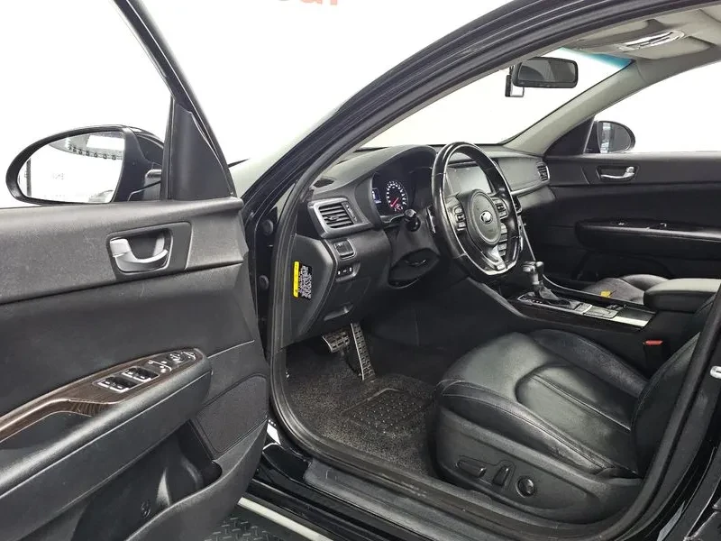Kia K5 1.7 SX PRESTIGE, снимка 9 - Автомобили и джипове - 55717789