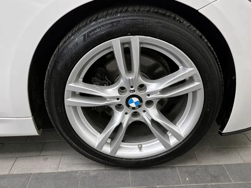 BMW 328 I M Sports, снимка 5 - Автомобили и джипове - 55830873