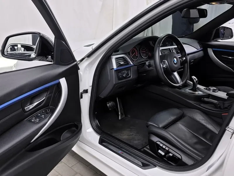 BMW 328 I M Sports, снимка 10 - Автомобили и джипове - 55830873