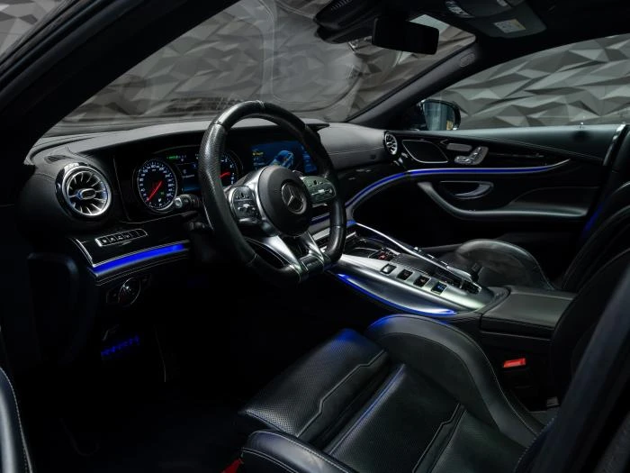 Mercedes-Benz AMG GT 43 4MATIC+ * BURM* 360CAM* HUD* , снимка 8 - Автомобили и джипове - 56079378
