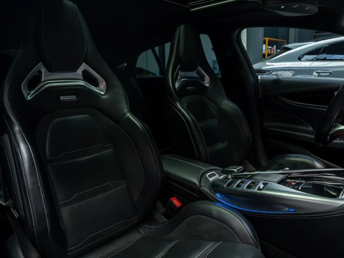 Mercedes-Benz AMG GT 43 4MATIC+ * BURM* 360CAM* HUD* , снимка 13 - Автомобили и джипове - 56079378