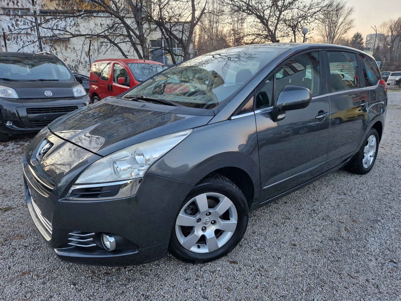 Peugeot 5008 1, 6HDI/16v, снимка 1