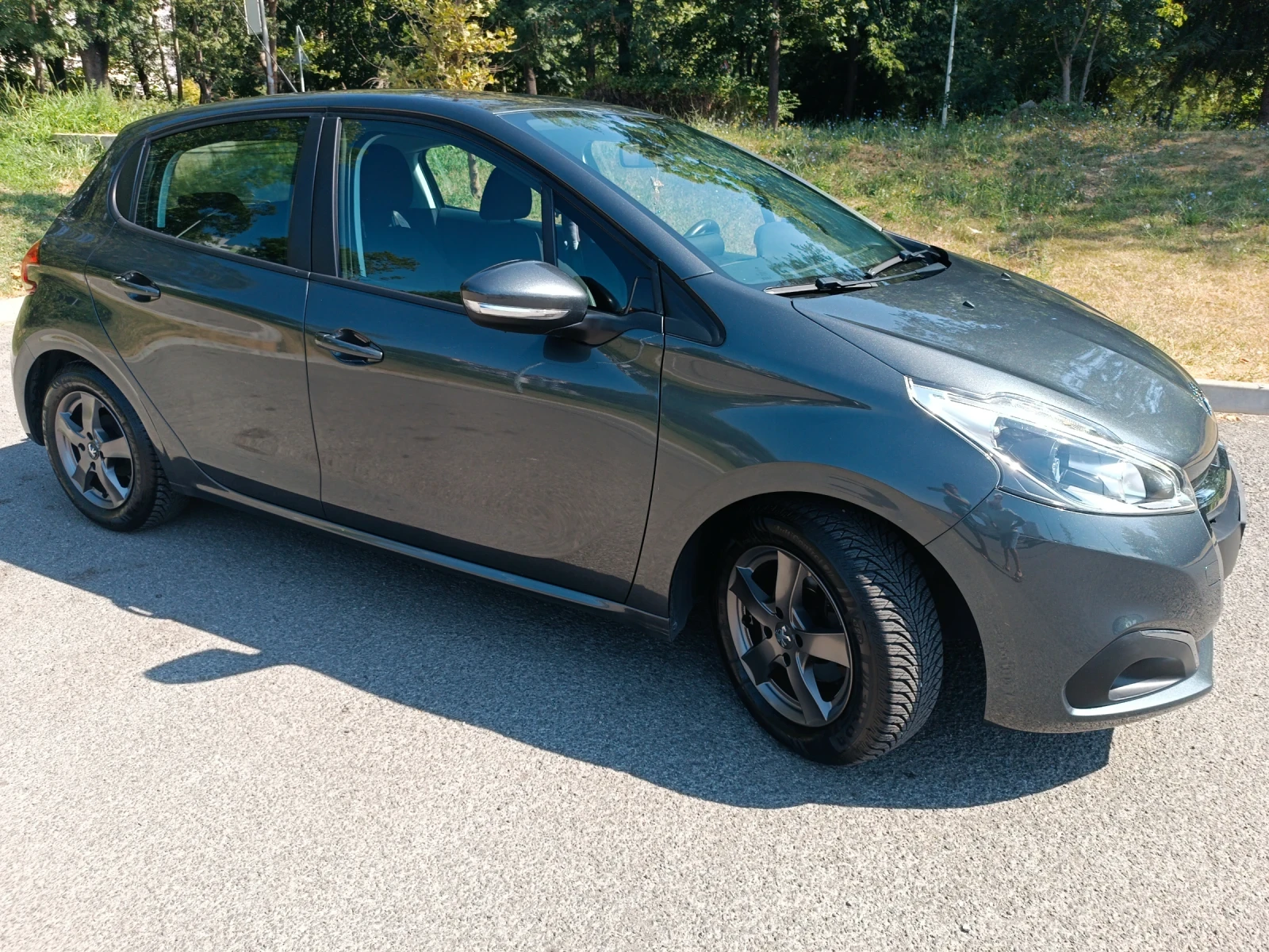 Peugeot 208, снимка 1