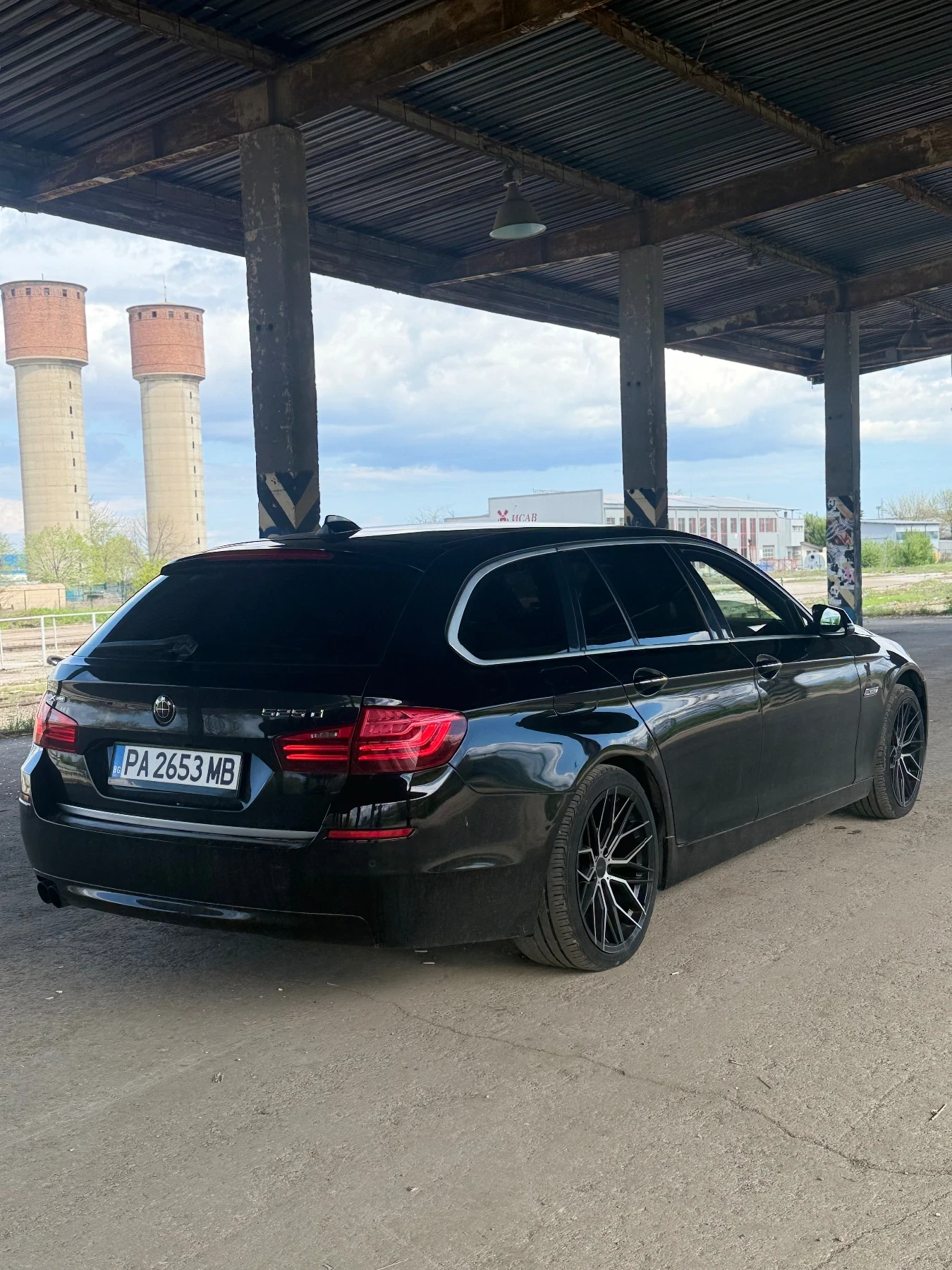 BMW 525 Facelift X-Drive  - изображение 3