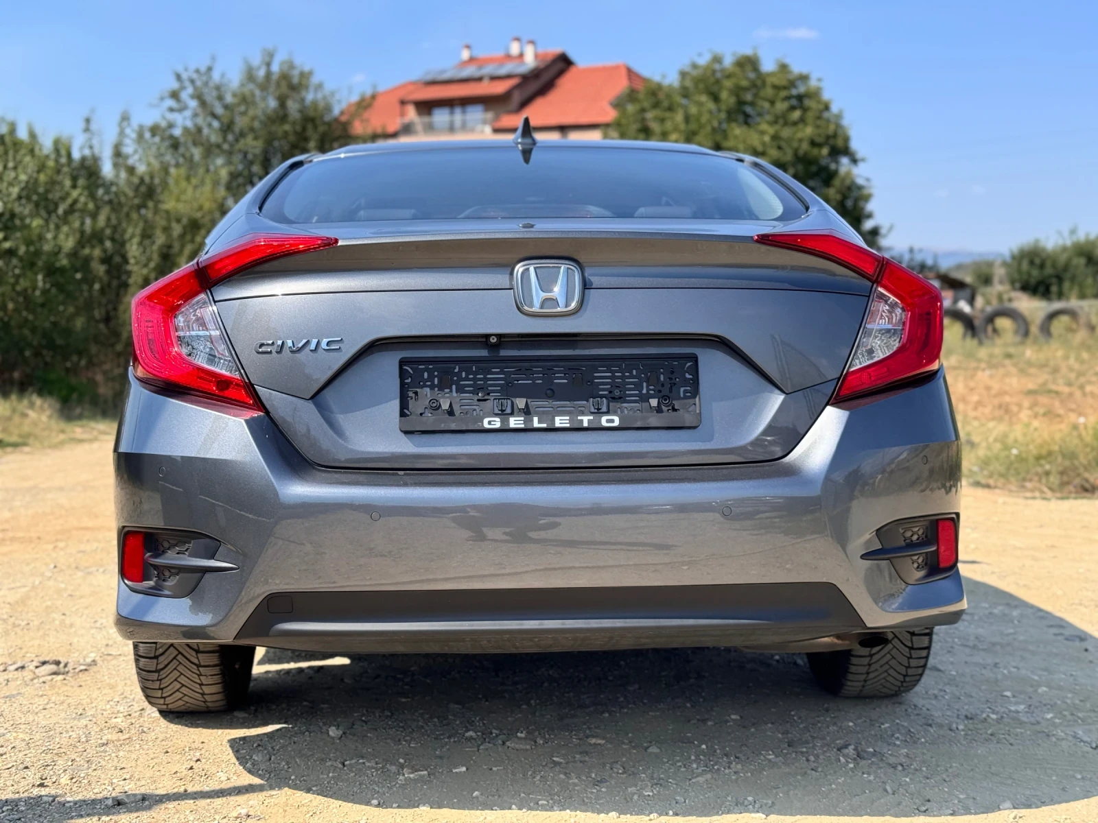 Honda Civic 1.6i-dtec лизинг/navi/pdc/lane/xenon/camera - изображение 5
