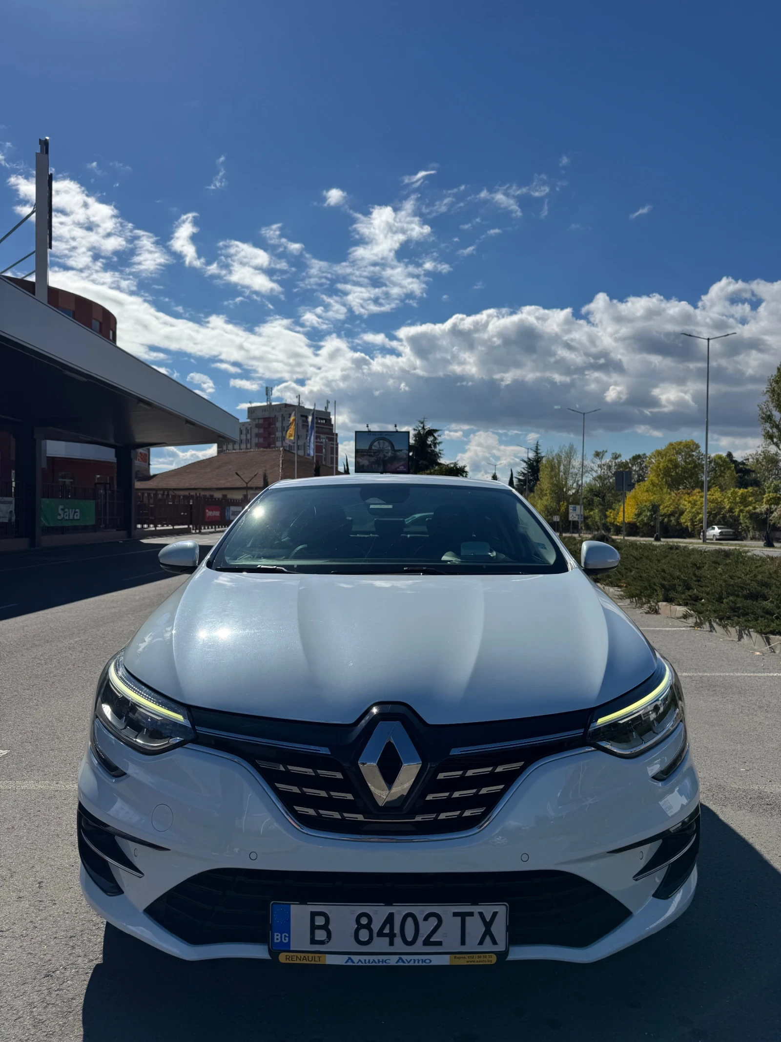 Renault Megane 1.3 ТСЕ - изображение 2