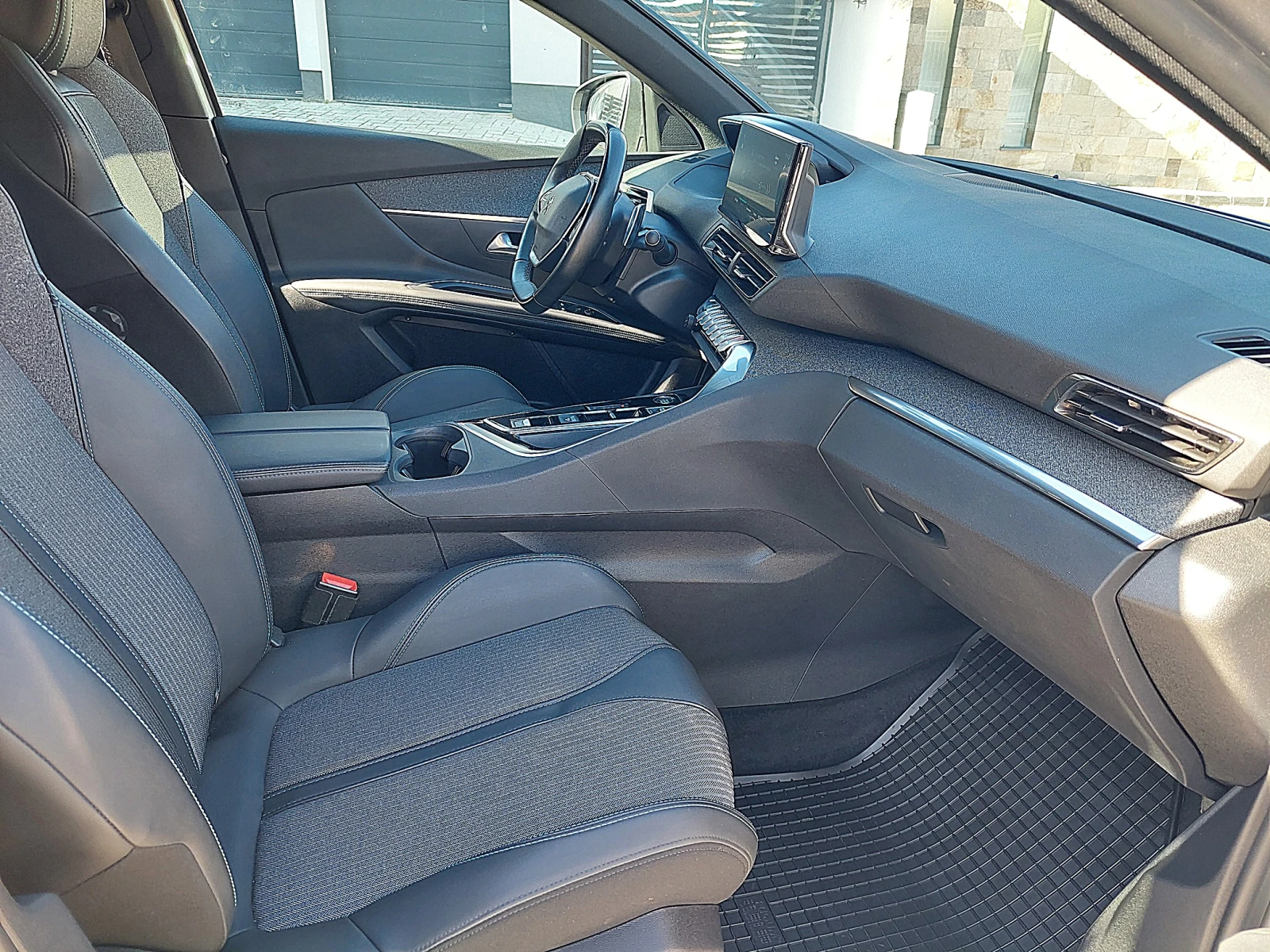 Peugeot 3008 New Line Up GT 1.6 Plug-in HYBRID 4x4 e-EAT8 | Mobile.bg   12