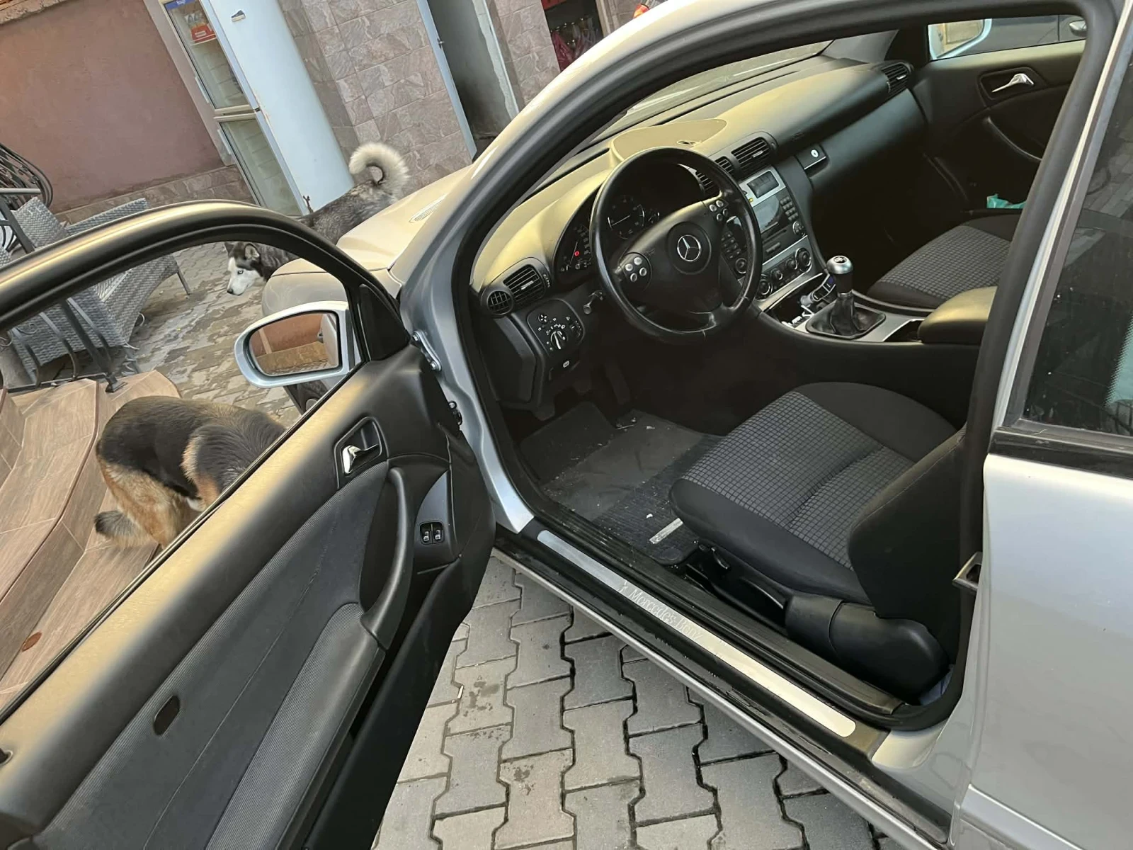 Mercedes-Benz C 200  - изображение 9