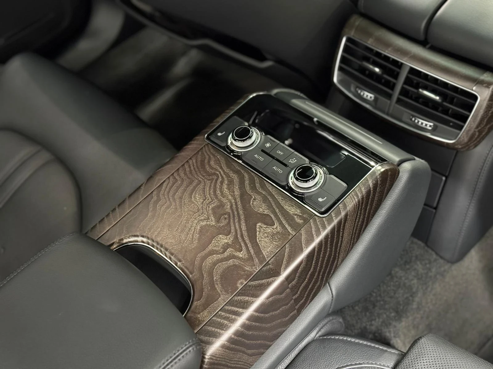 Audi A8 4.2TDI FULL MAX 2-�� ���������� | Mobile.bg � ����������� 17