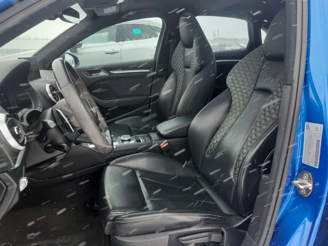 Audi Rs3 2.5  quattro /Ara Blue/ CARFAX /CAMERA/B&O, снимка 5 - Автомобили и джипове - 53936823