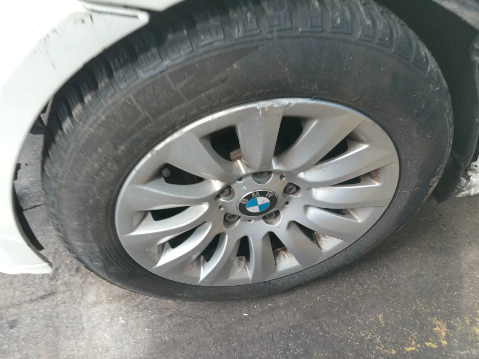 BMW 320 320 XDRIVE, снимка 15 - Автомобили и джипове - 54276740