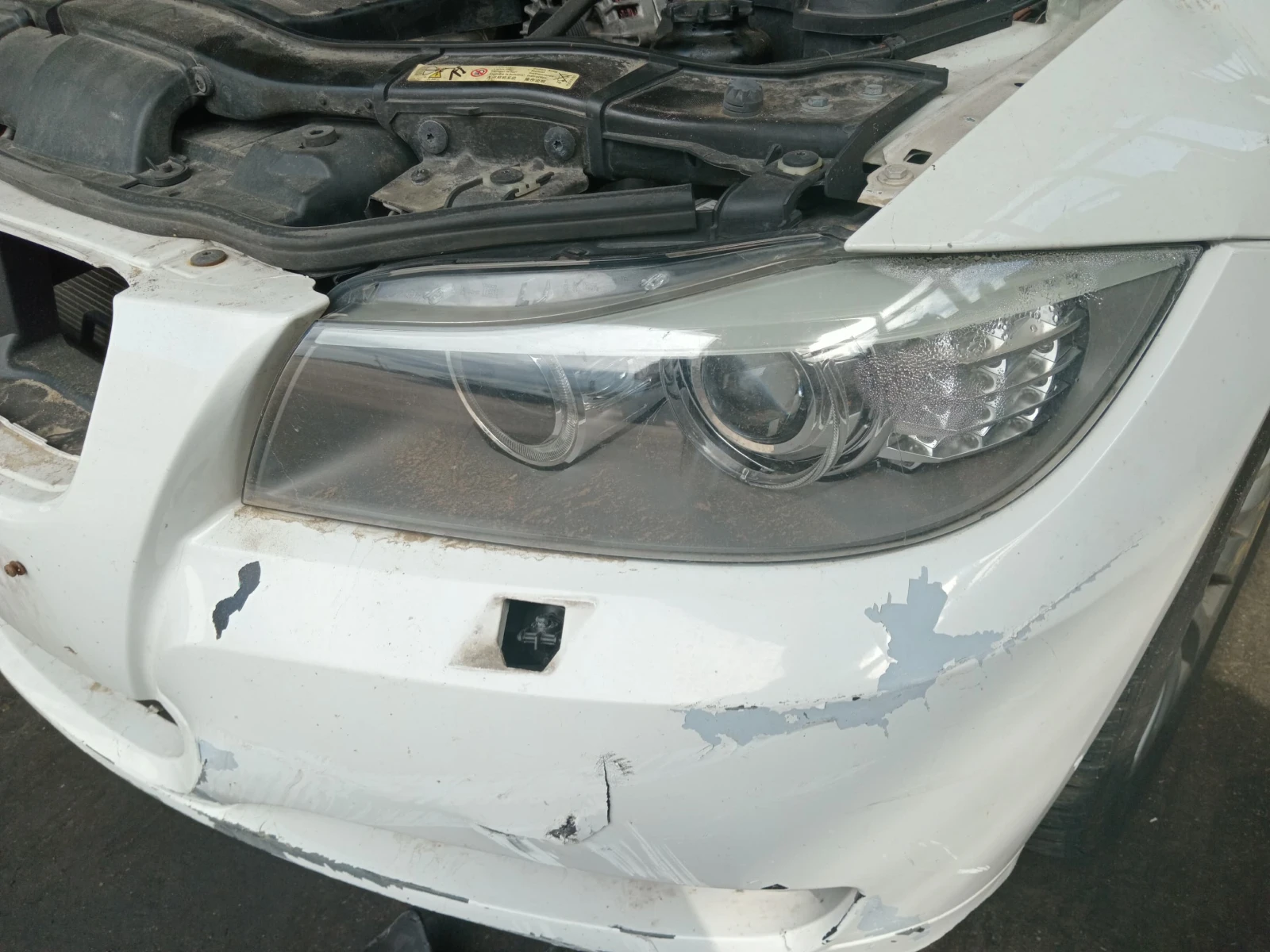 BMW 320 320 XDRIVE, снимка 3 - Автомобили и джипове - 54276740