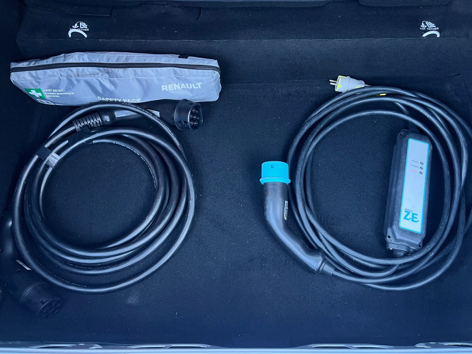 Renault Zoe Life R110 - 52kWh , снимка 11 - Автомобили и джипове - 54611365