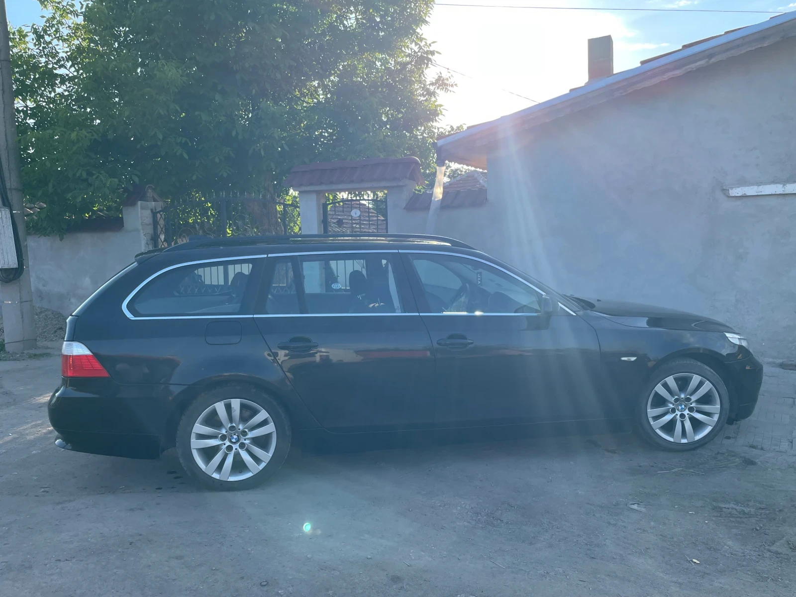 BMW 520, снимка 5 - Автомобили и джипове - 54704688