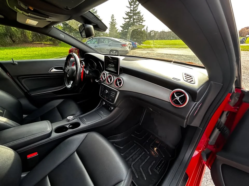 Mercedes-Benz CLA 250 * АВТОКРЕДИТ БЕЗ ПЪРВОНАЧАЛНА ВНОСКА* , снимка 3 - Автомобили и джипове - 54798414