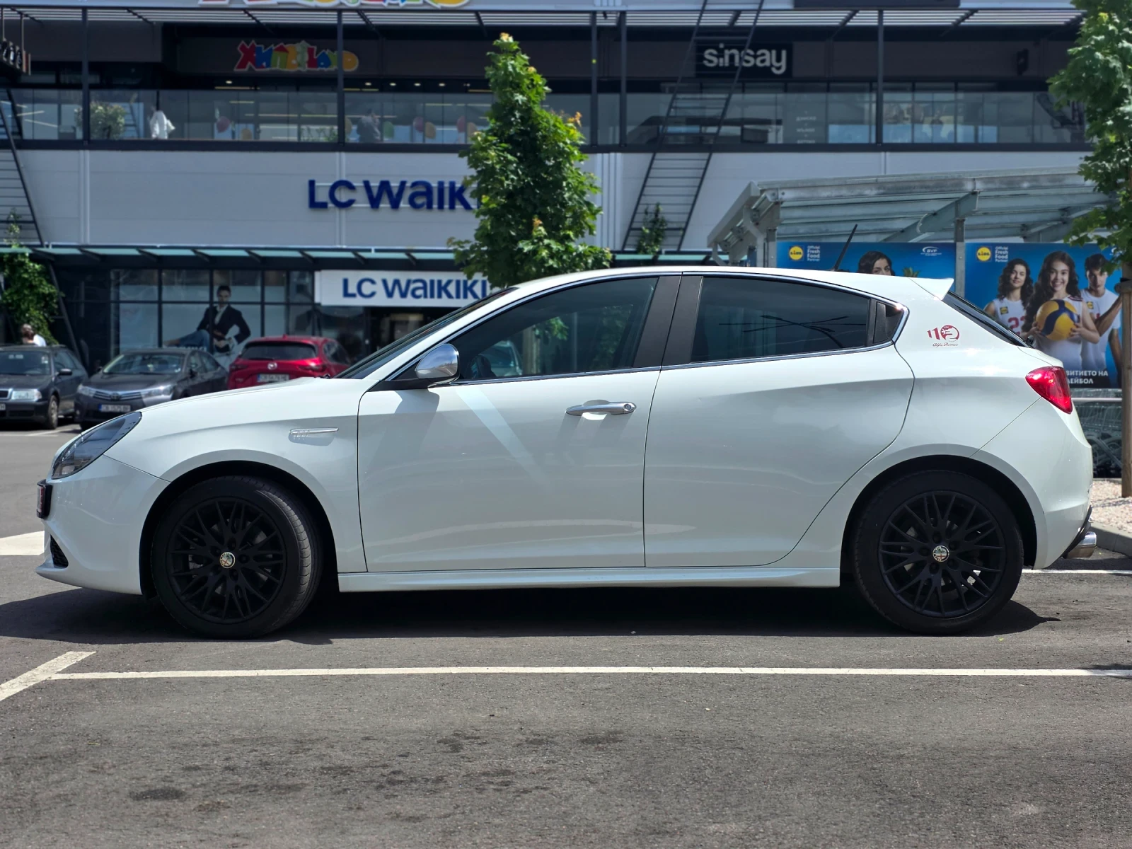 Alfa Romeo Giulietta, снимка 4 - Автомобили и джипове - 54863110