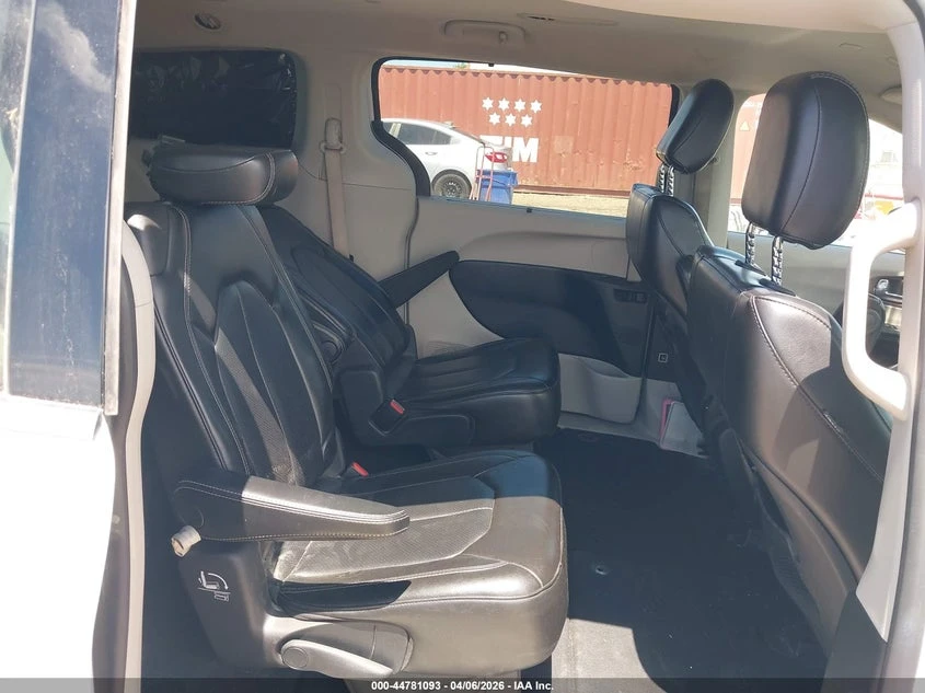 Chrysler Voyager 3.6L V-6 DOHC, VVT, 287HP Front Wheel Drive | Mobile.bg � ����������� 8