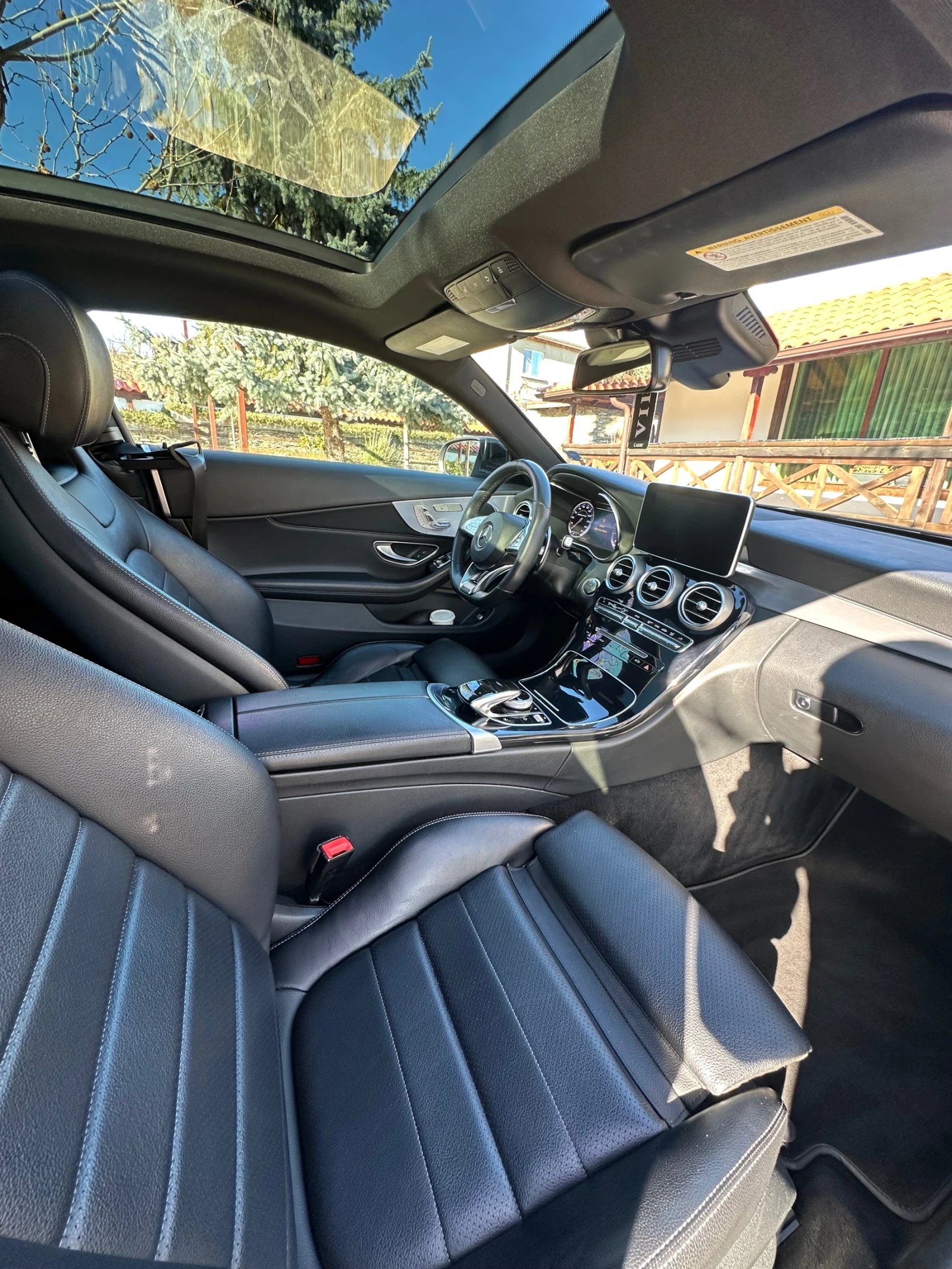 Mercedes-Benz C 300 4Matic, снимка 2 - Автомобили и джипове - 55308343