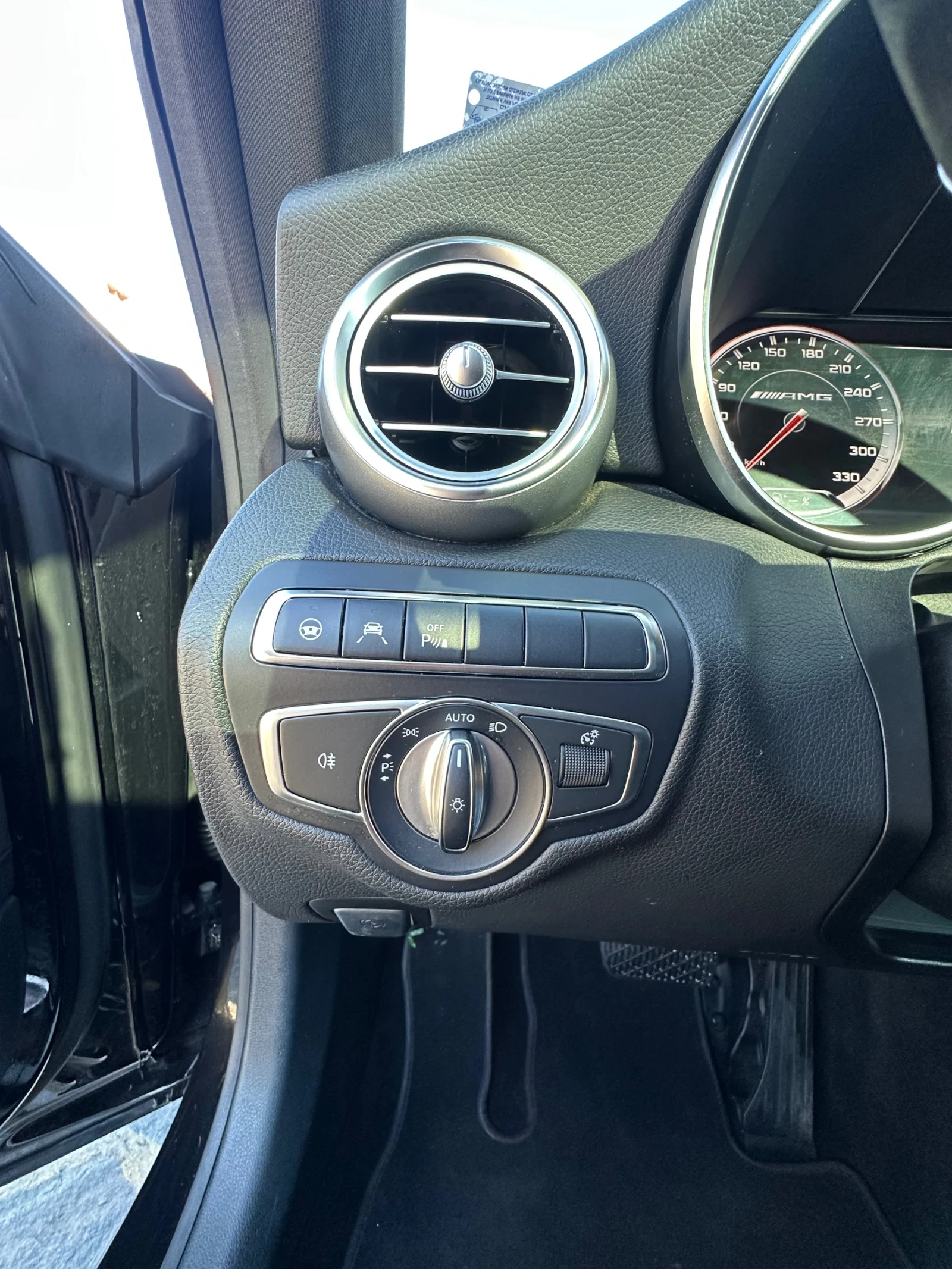 Mercedes-Benz C 300 4Matic, снимка 3 - Автомобили и джипове - 55308343