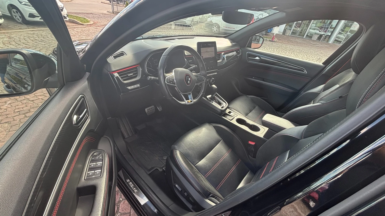 Renault Arkana TCe 140 EDC R.S. LINE, снимка 14 - Автомобили и джипове - 55595879