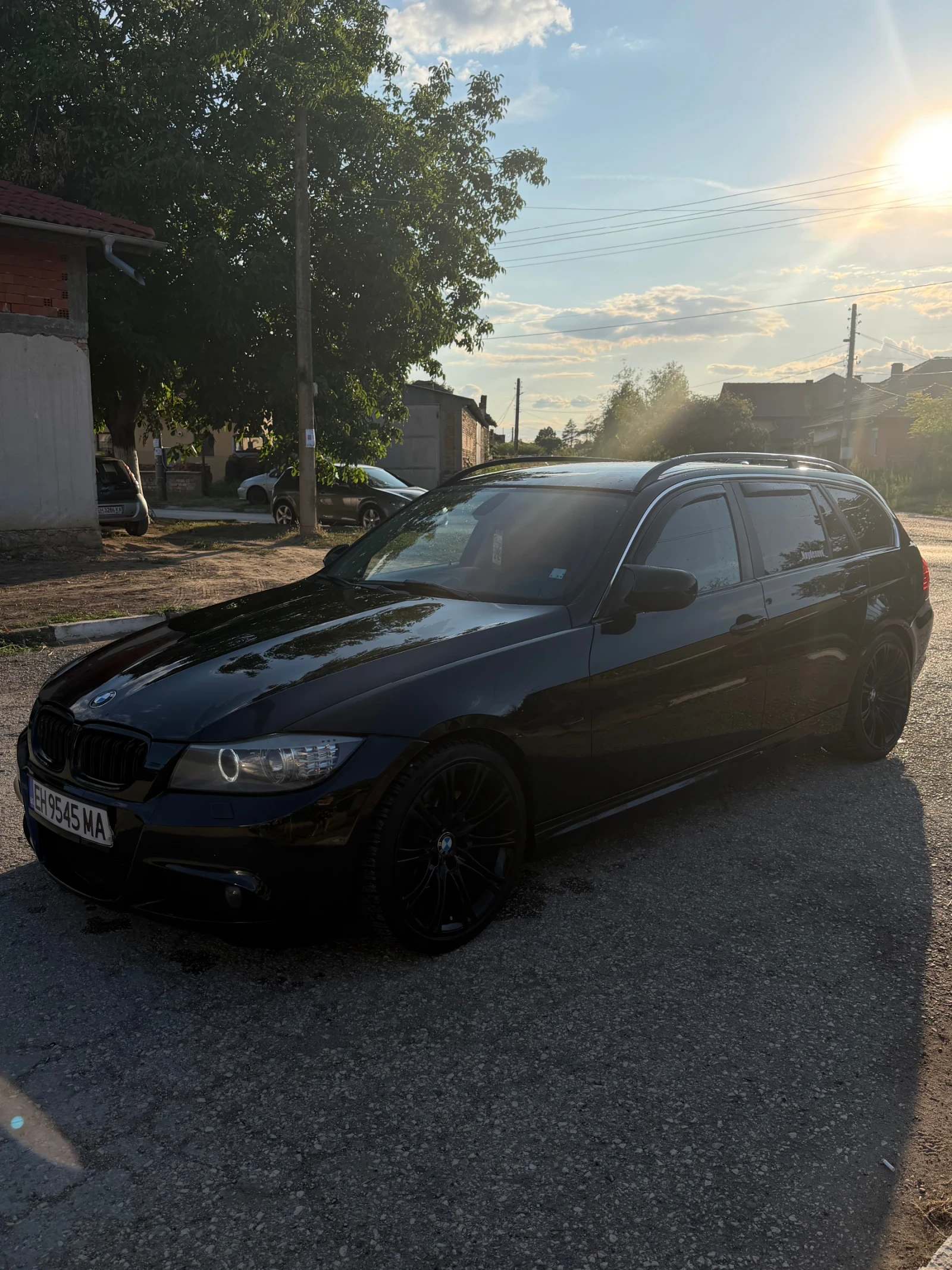 BMW 320, снимка 2 - Автомобили и джипове - 55620364