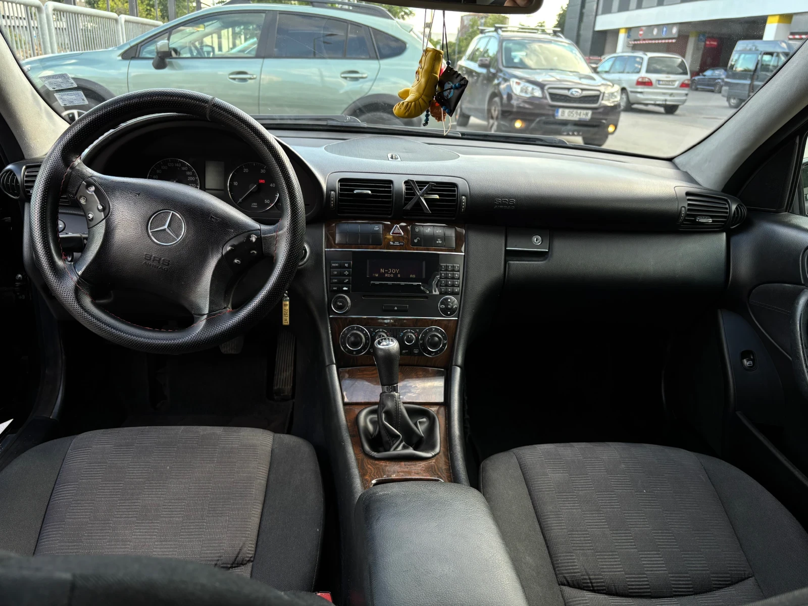 Mercedes-Benz C 200, снимка 7 - Автомобили и джипове - 55659222