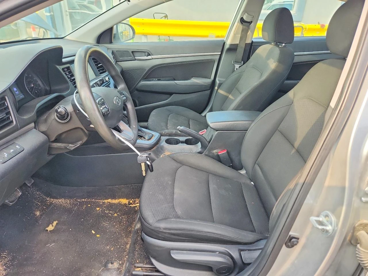 Hyundai Elantra 2.0l Sel, снимка 7 - Автомобили и джипове - 56041046
