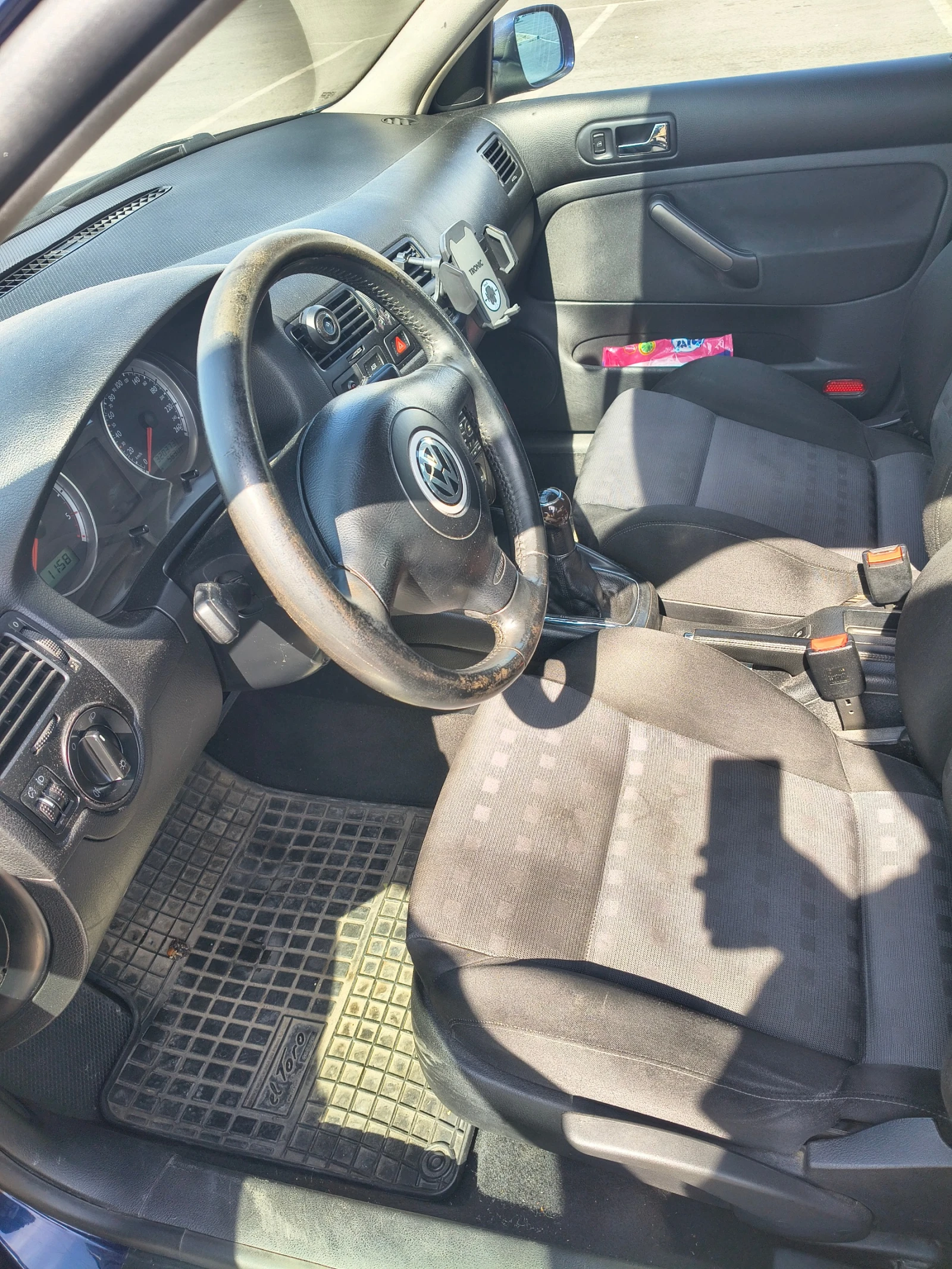 VW Bora 1.9 TDI, снимка 5 - Автомобили и джипове - 56158127
