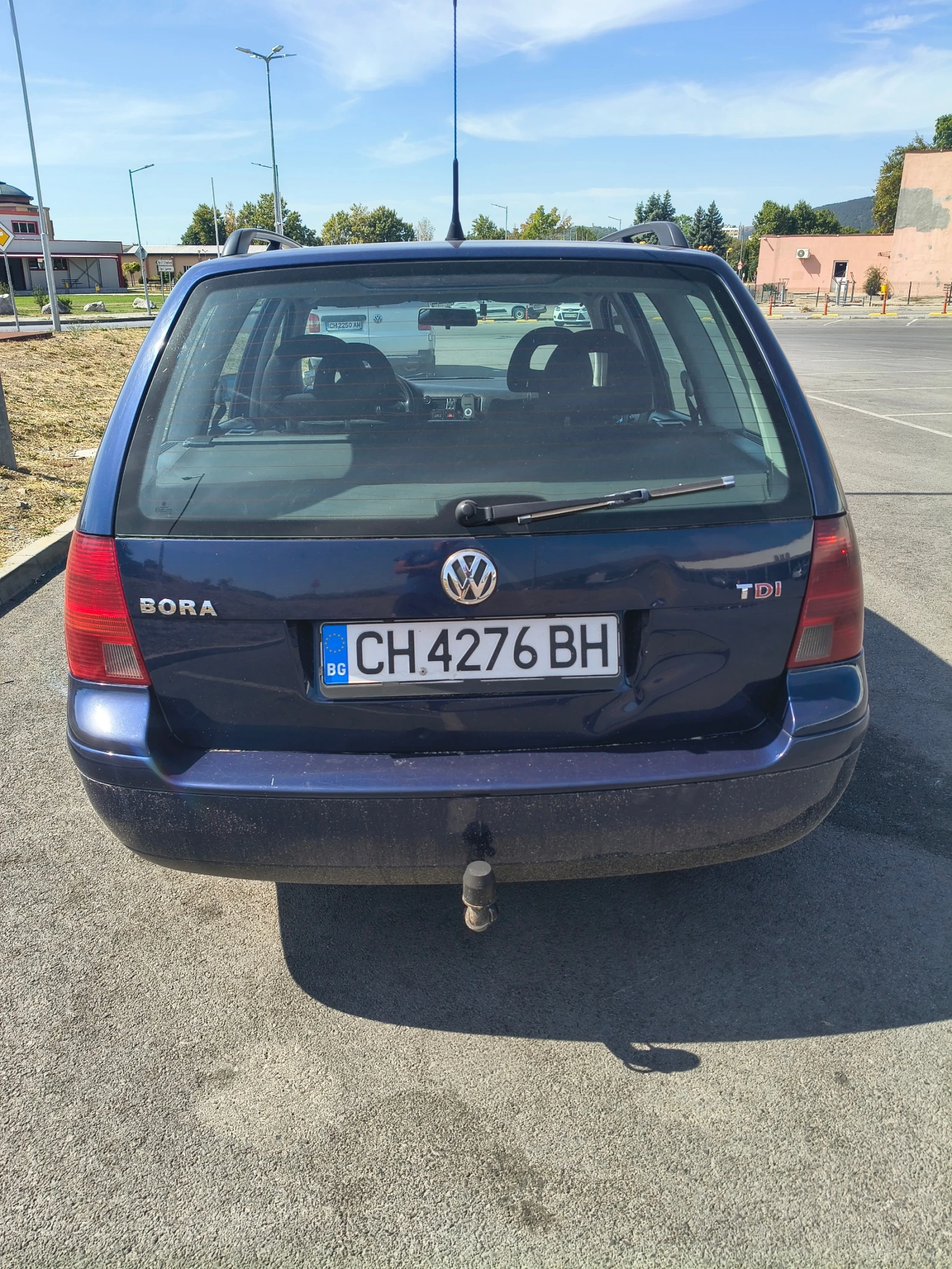 VW Bora 1.9 TDI, снимка 2 - Автомобили и джипове - 56158127